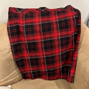 Torrid - size 2X, plaid pencil skirt, thick material